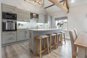 Photo 7- click for photo gallery